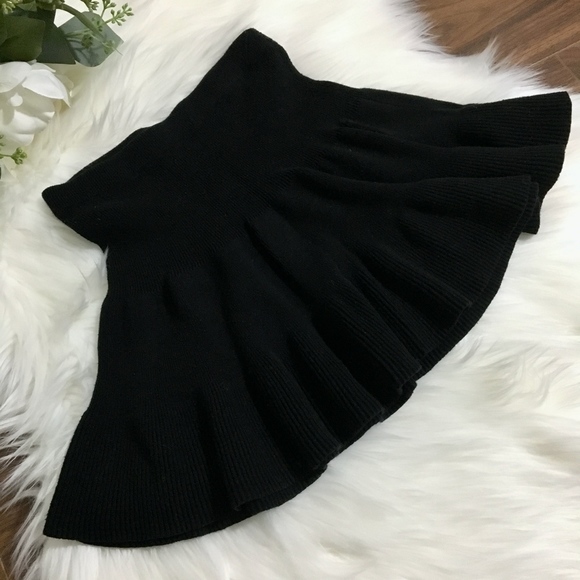 Gap Black Skirt Soft Knit Sz.8 Super Cute! - Picture 2 of 6